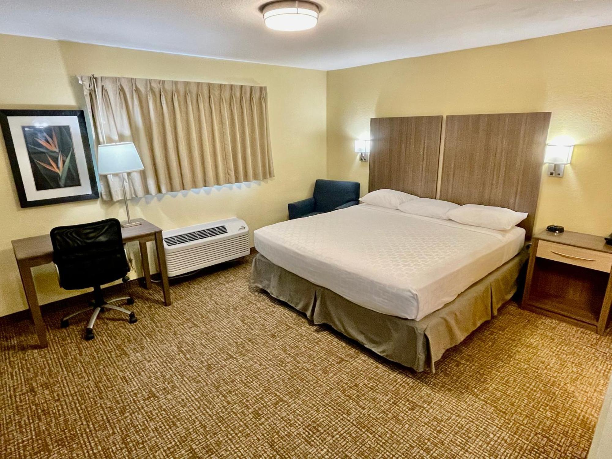 Suburban Studios Fort Myers Cape Coral Exterior photo