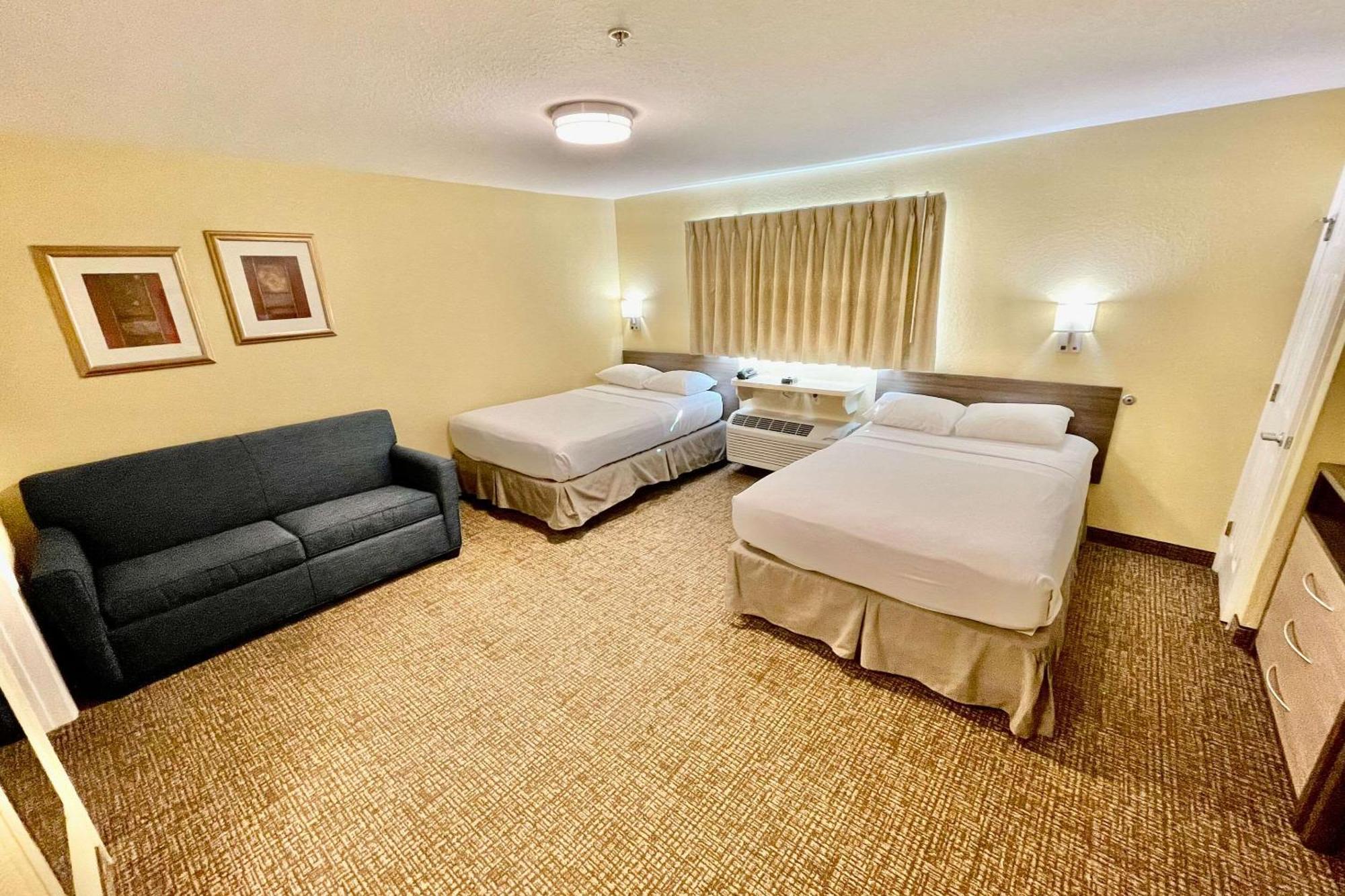 Suburban Studios Fort Myers Cape Coral Exterior photo