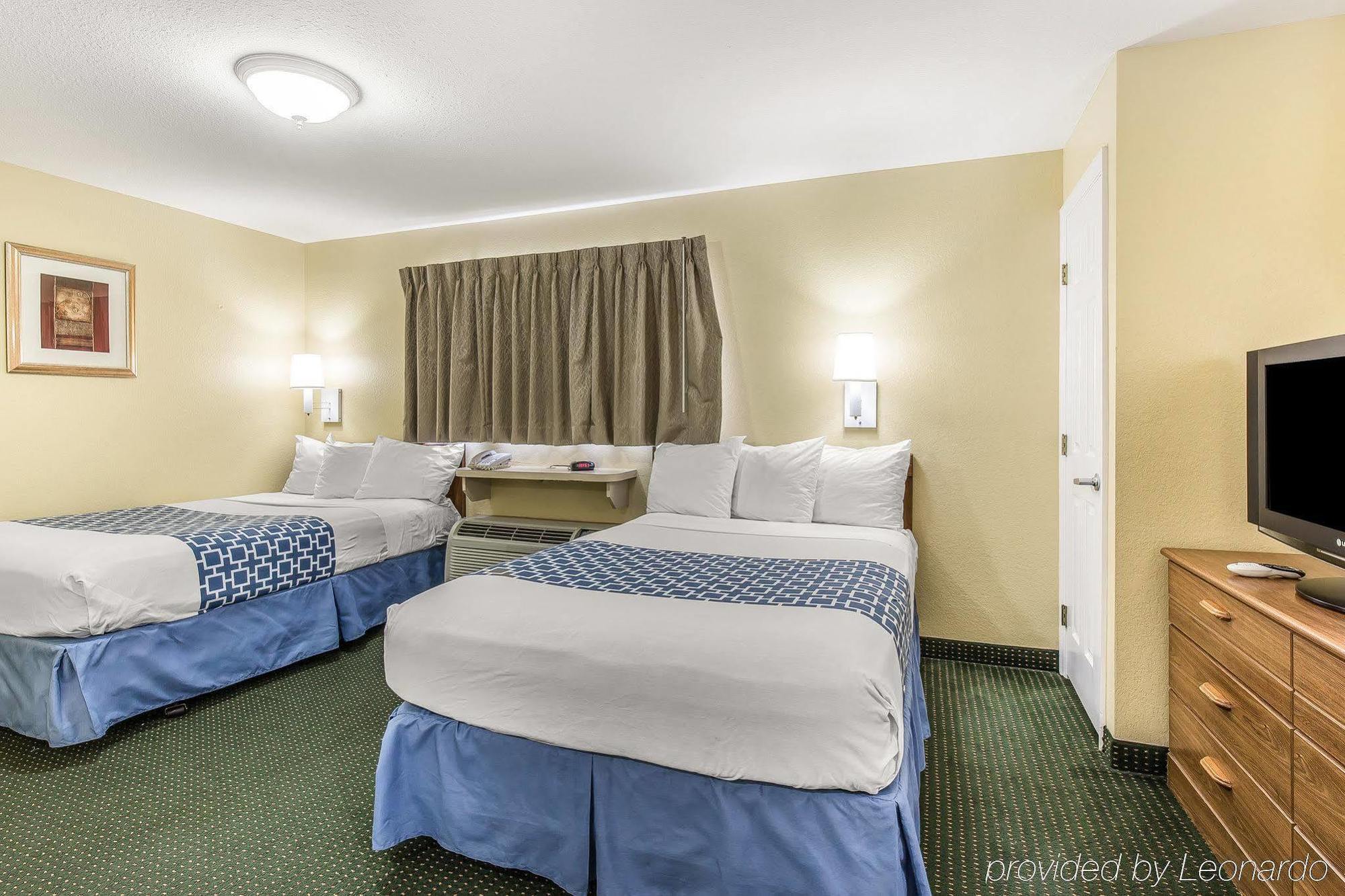 Suburban Studios Fort Myers Cape Coral Exterior photo